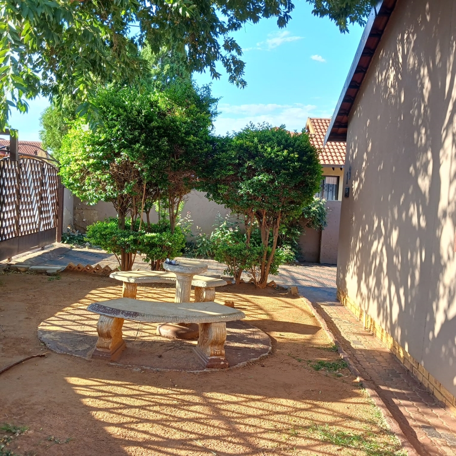 3 Bedroom Property for Sale in Tlhabane West North West